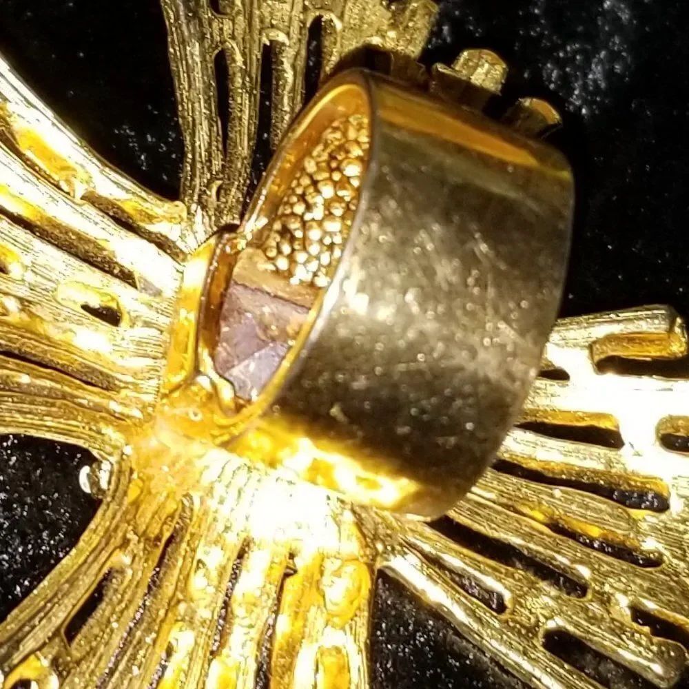 Large Cross Ring Statement Ring SZ 6.5-7 - Picture 5 of 5